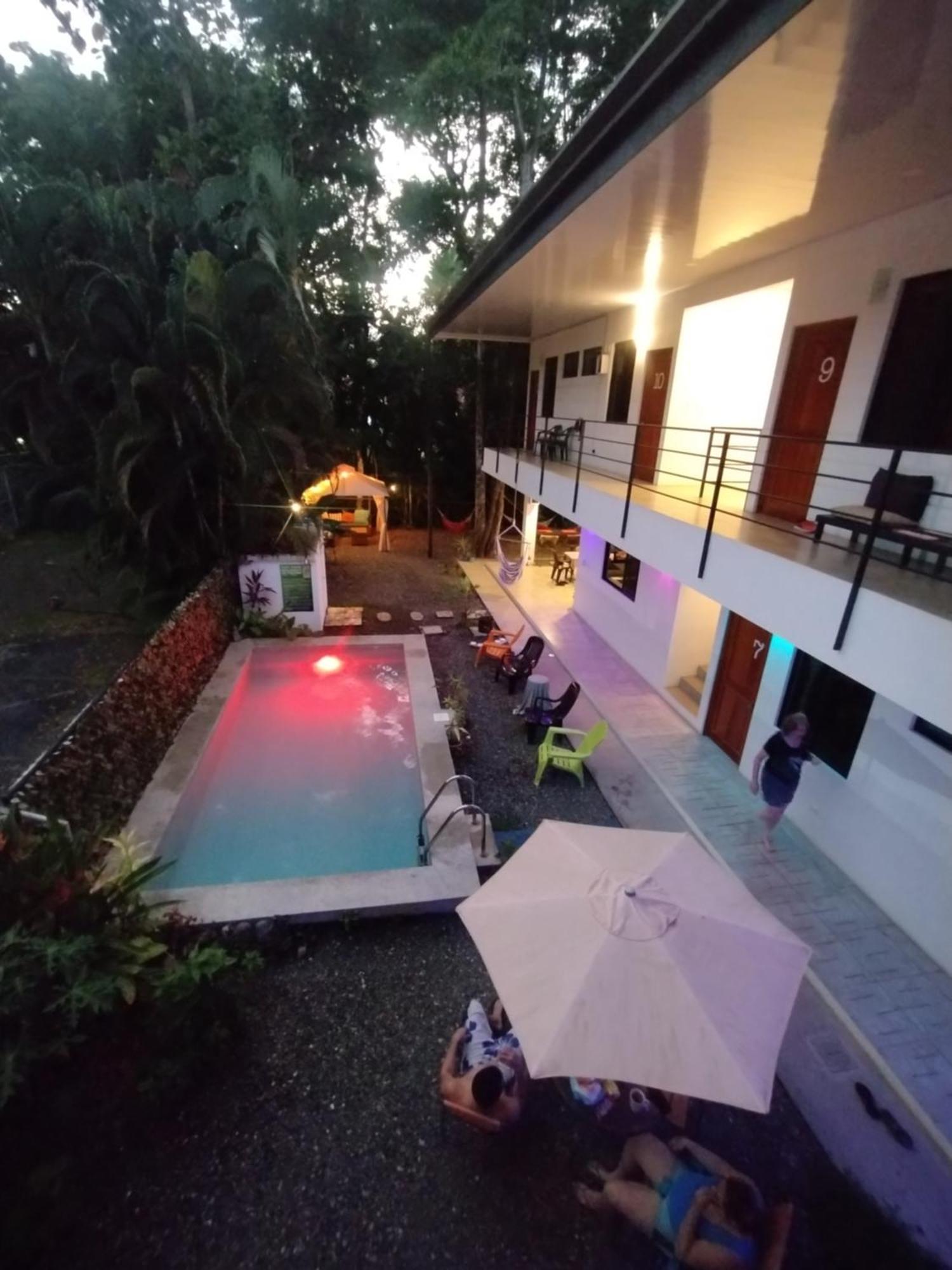 Casajungla Hostel Jaco Luaran gambar
